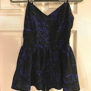 GREYLIN PURPLE BLACK PEPLUM TANK